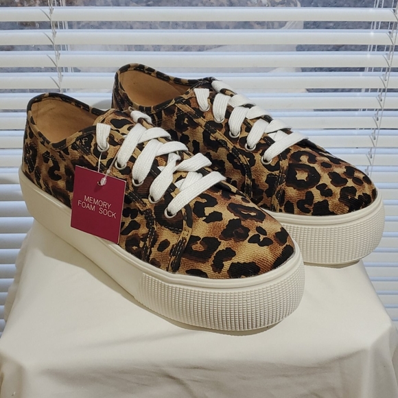 So compelling women's platform sneakers Clearance